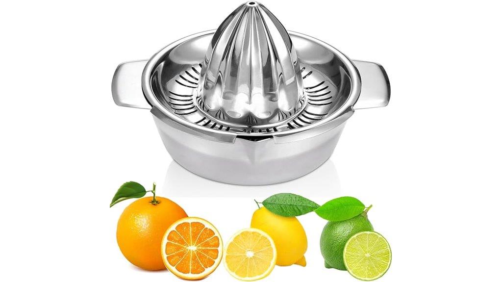 citrus juicer with strainer