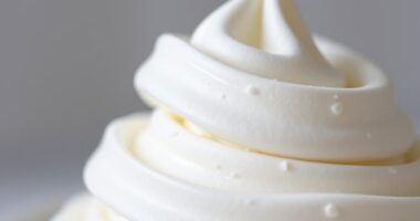 perfect aquafaba meringue technique