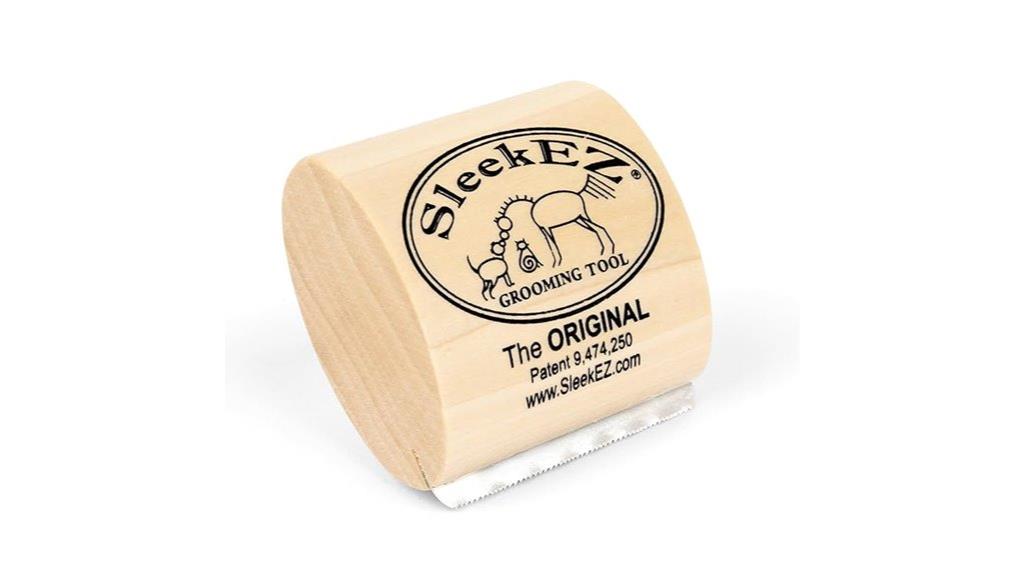 cat grooming and shedding